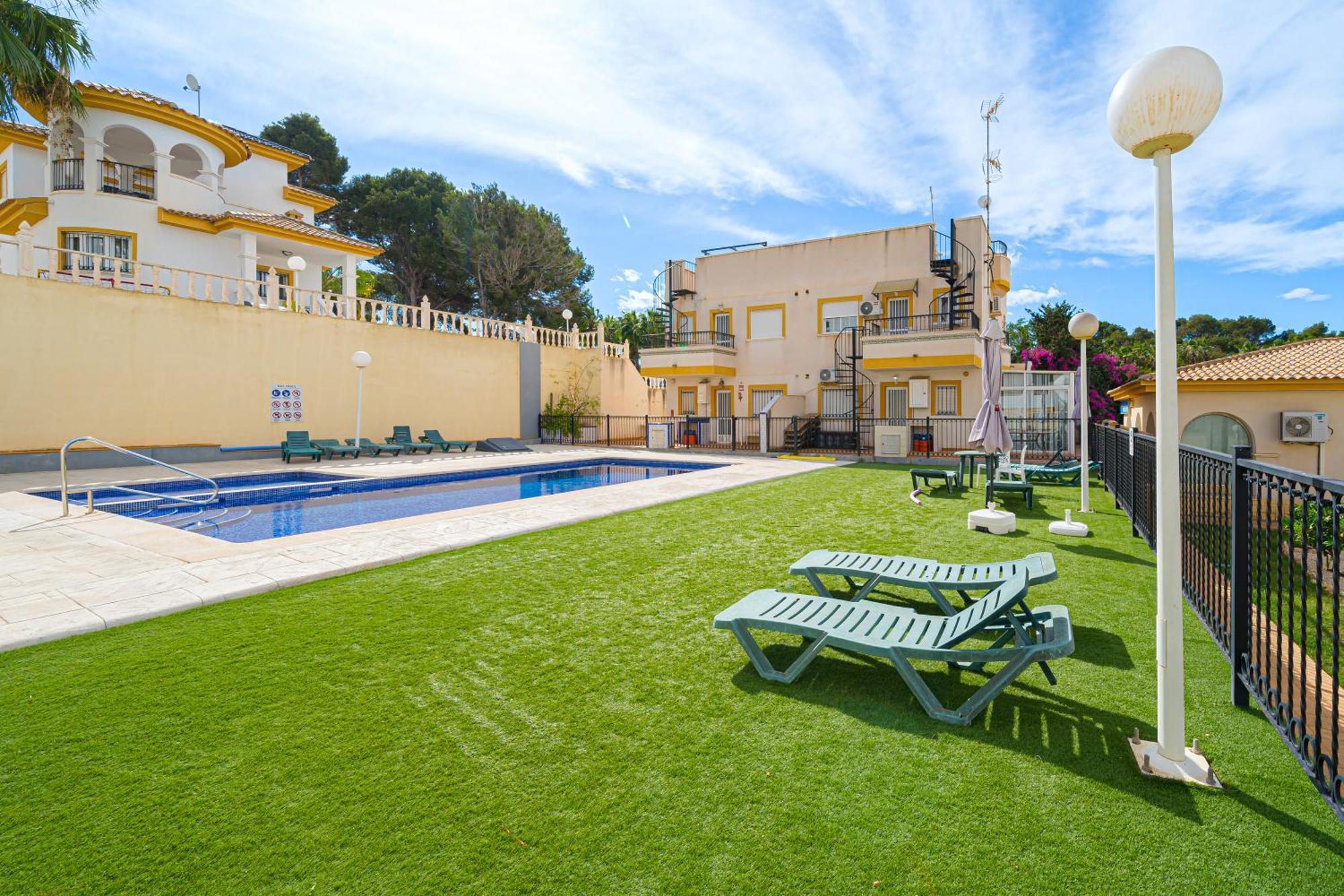 Villamartin Apartment. Excellent Location For Golfers, Cyclists And Hikers Eksteriør bilde