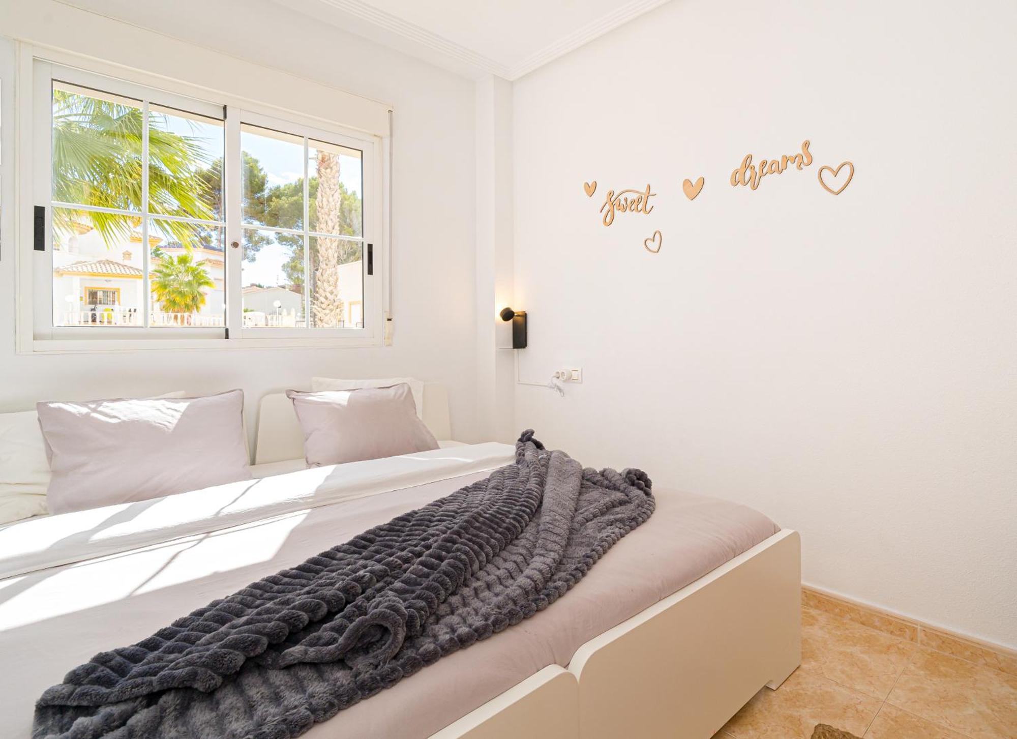 Villamartin Apartment. Excellent Location For Golfers, Cyclists And Hikers Eksteriør bilde