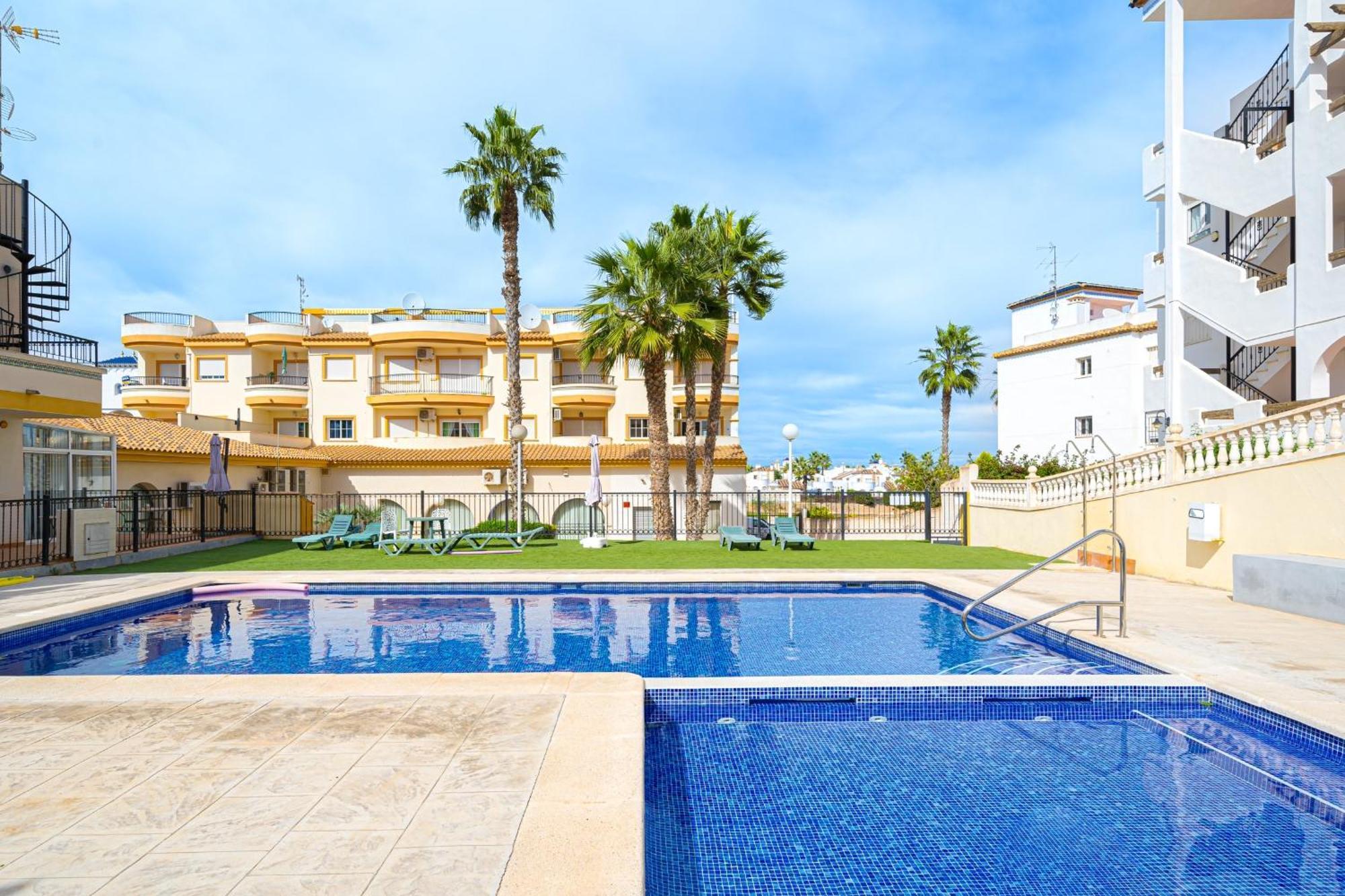 Villamartin Apartment. Excellent Location For Golfers, Cyclists And Hikers Eksteriør bilde